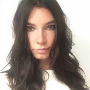 Meet your Posher, Maura